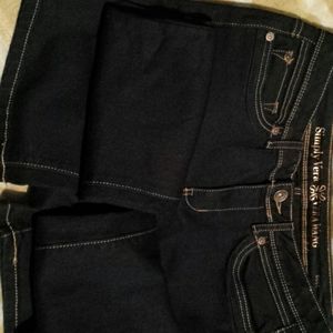 Simply Vera Wang Boot cut size 8